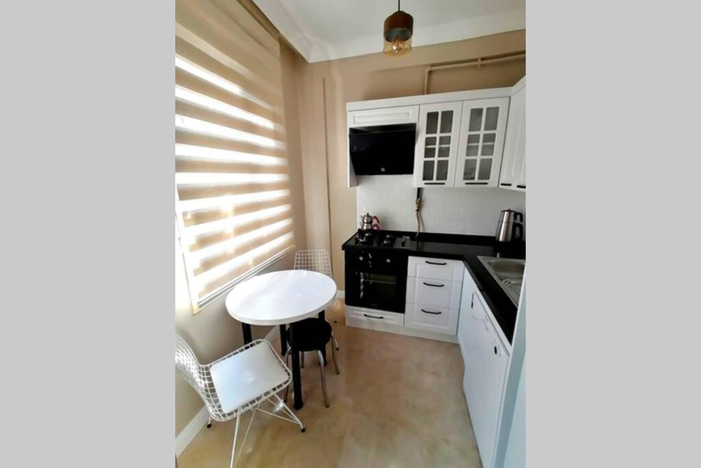 Khalkedon Flat 2 - Kadikoy'Deki Konaklama Adresiniz Istanbul Exterior foto